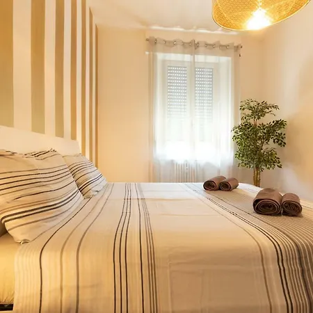 Apartment Golden House Mailand