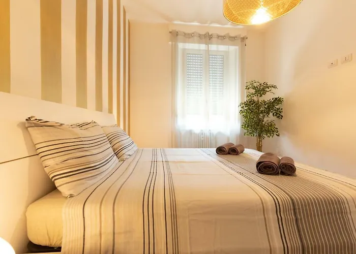 Lejlighed Golden House Milano